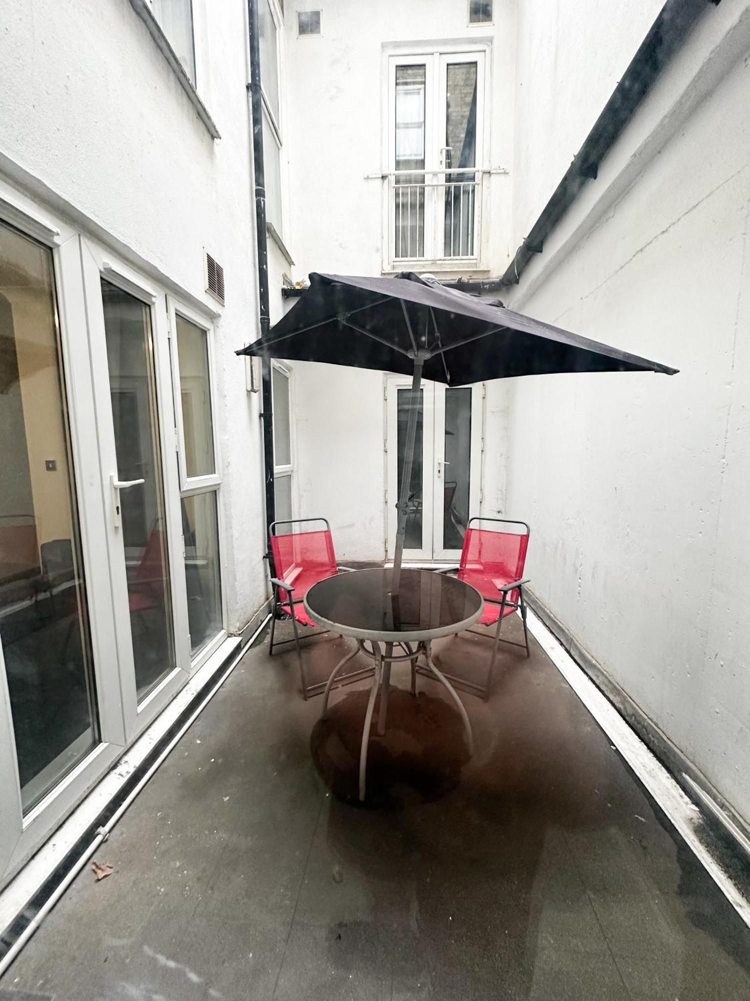 Grays Apartment London Exterior photo